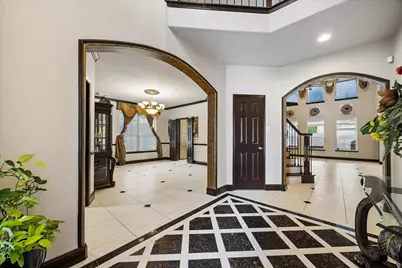 1226 Oxford Mills Lane, Sugar Land, TX 77479 - Photo 4