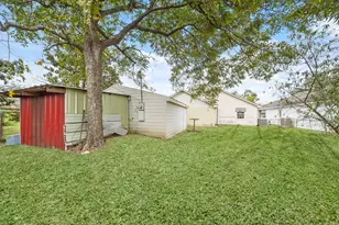 10338 Norvic St, Houston, TX 77029 - Photo 12