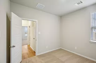 29026 Farmhouse Ests Dr, Waller, TX 77484 - Photo 20