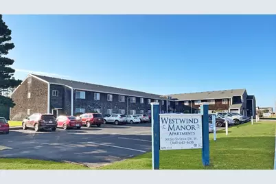 301 Sid Snyder Drive W, Long Beach, WA 98856 - Photo 1