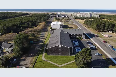 301 Sid Snyder Drive W, Long Beach, WA 98856 - Photo 4