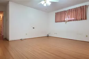 5447 Darnell St, Houston, TX 77096 - Photo 44