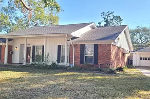 5447 Darnell St, Houston, TX 77096 - Photo 2