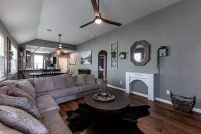 10880 S Lake Mist Ln, Willis, TX 77318 - Photo 8