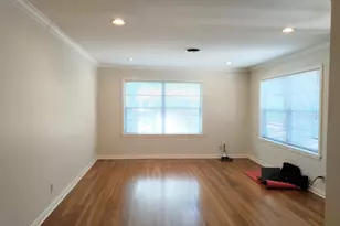 5559 Aspen St, Bellaire, TX 77401 - Photo 2