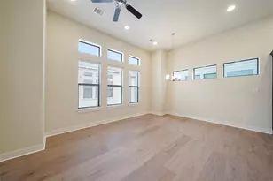 2616 Riverside Dr, Houston, TX 77004 - Photo 10