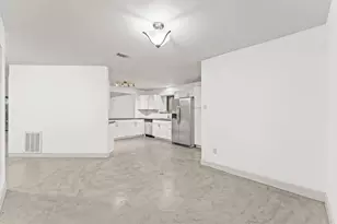 29 S High Oaks Cir, Spring, TX 77380 - Photo 8
