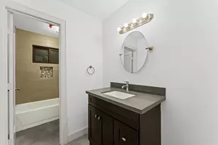 29 S High Oaks Cir, The Woodlands, TX 77380 - Photo 16