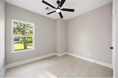 5827 Polly Unit B Street #B, Houston, TX 77016 - Photo 12