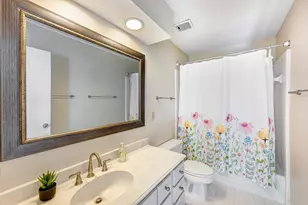 2601 S Broadway St, La Porte, TX 77571 - Photo 20