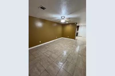 8935 Dirby Street, Houston, TX 77075 - Photo 4