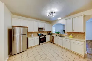 314 Clear Creek Ave, League City, TX 77573 - Photo 12