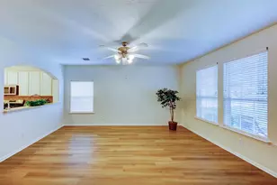 314 Clear Creek Ave, League City, TX 77573 - Photo 6