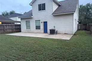 9429 Lambright Rd, Houston, TX 77075 - Photo 36