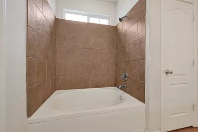 9429 Lambright Road, Houston, TX 77075 - Photo 18