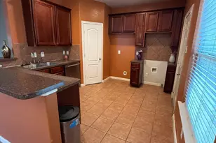9429 Lambright Rd, Houston, TX 77075 - Photo 8