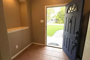 9429 Lambright Rd, Houston, TX 77075 - Photo 2