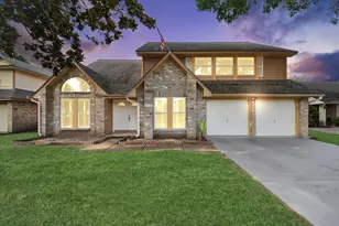 15731 Oak Mountain Dr, Houston, TX 77095 - Photo 1
