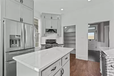 313 14th Street, Galveston, TX 77550 - Photo 10
