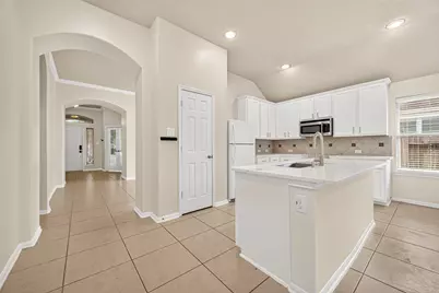 6847 Tammany Manor Lane, Spring, TX 77379 - Photo 6