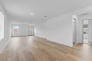 1009 Bluegill Dr, Alvin, TX 77511 - Photo 4