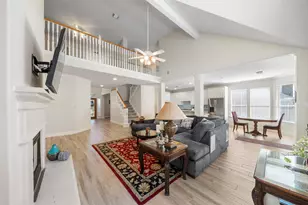 2 N Chantsong Cir, The Woodlands, TX 77382 - Photo 8