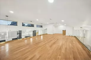 3210 Freshmeadows Dr, Houston, TX 77063 - Photo 18