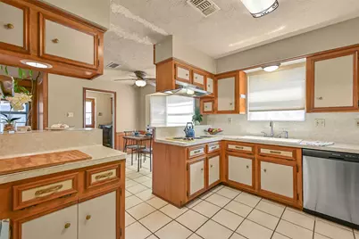 614 Seaway Drive, El Lago, TX 77586 - Photo 16