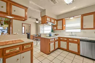 614 Seaway Dr, El Lago, TX 77586 - Photo 16