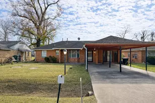 7406 St Louis St, Houston, TX 77028 - Photo 1