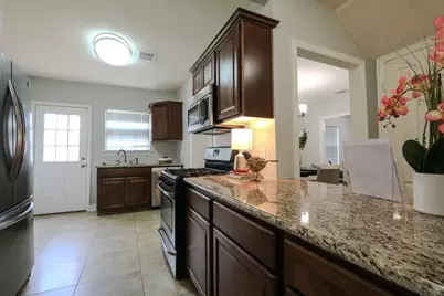 4609 University Oaks Boulevard, Houston, TX 77004 - Photo 18