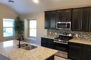 8414 Willow Woods Ct, Tomball, TX 77375 - Photo 4