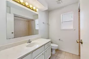 2106 Wickburn Dr, Spring, TX 77386 - Photo 10