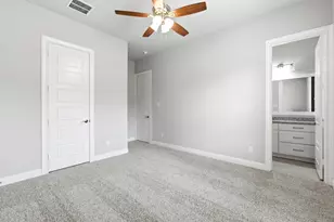 2021 Green Terrace Ln, Pinehurst, TX 77362 - Photo 38