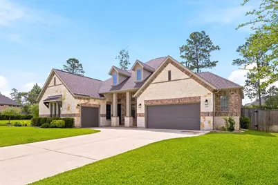 2021 Green Terrace Lane, Pinehurst, TX 77362 - Photo 2