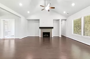 2021 Green Terrace Ln, Pinehurst, TX 77362 - Photo 22