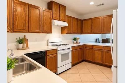 7715 Cloverlake Court, Houston, TX 77040 - Photo 2