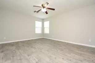 21603 Falvel Lake Dr, Spring, TX 77388 - Photo 16