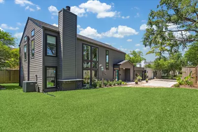 7703 Bobbitt Lane #D, Houston, TX 77055 - Photo 2