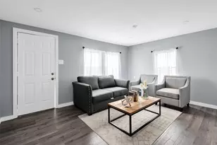1016 Apache St, Houston, TX 77022 - Photo 4