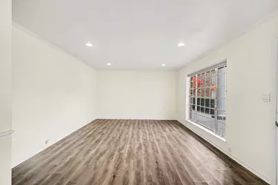 2101 Fountain View Drive #55, Houston, TX 77057 - Photo 8