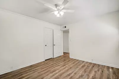 2101 Fountain View Drive #55, Houston, TX 77057 - Photo 18
