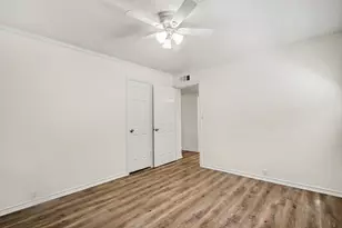 2101 Fountain View Dr, Houston, TX 77057 - Photo 18