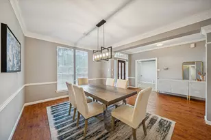 2027 Valleria Ct, Sugar Land, TX 77479 - Photo 10