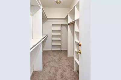 11711 Memorial Drive #313, Houston, TX 77024 - Photo 16