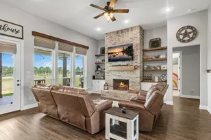 184 Randi Rd, Bellville, TX 77418 - Photo 14