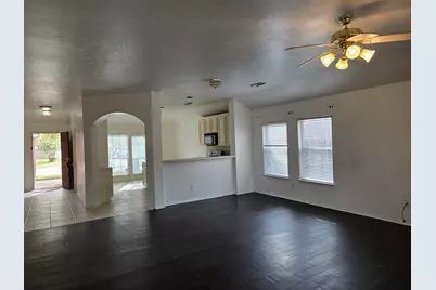 2910 Plum Lake Drive, Pearland, TX 77584 - Photo 8