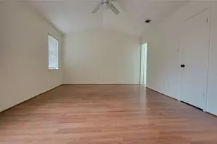 800 Country Pl Dr, Houston, TX 77079 - Photo 10