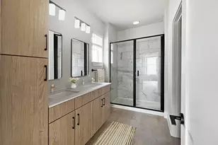 2400-18 Montgomery Park, Conroe, TX 77304 - Photo 4