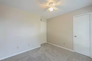 2711 Quarry Hill Rd, Sugar Land, TX 77478 - Photo 16